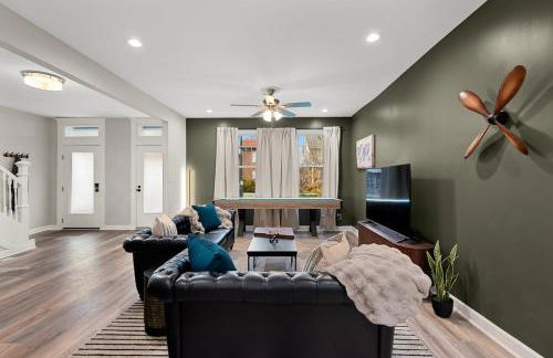 Family Luxury Getaway Hot Tub Sauna and Game Room - Foto 8