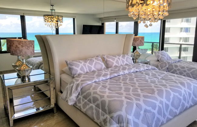 Alexander 802 3 Bedroom Apts by RedAwning - Photo 5