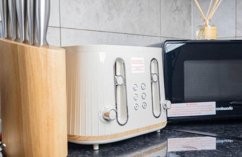 The Didsbury Retreat - Photo 16