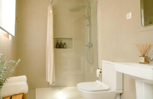 Tēra Stay - Photo 3