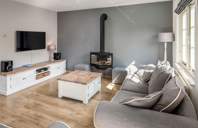 Villa in Domburg Near North Sea Beach - Photo 6