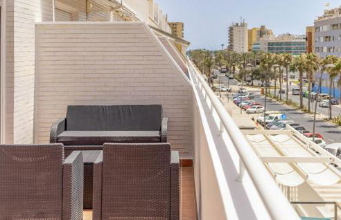 Beautiful Apartment In Roquetas De Mar - Foto 8