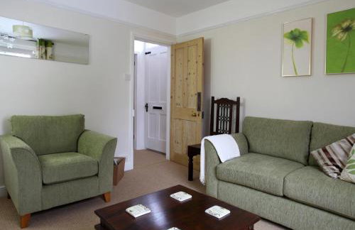 Dairy Barns Holiday Cottages - Photo 11