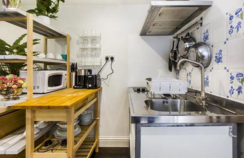 Cozy Brixton Hideaway Cute & Convenient Stay - Pass the Keys - Foto 12