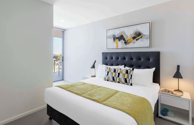 Oaks Brisbane Woolloongabba Suites - Photo 23