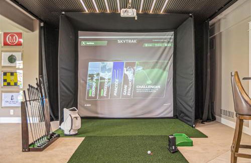 Luxury Stay with Golf Simulator and 3 King Bedrooms - Foto 50