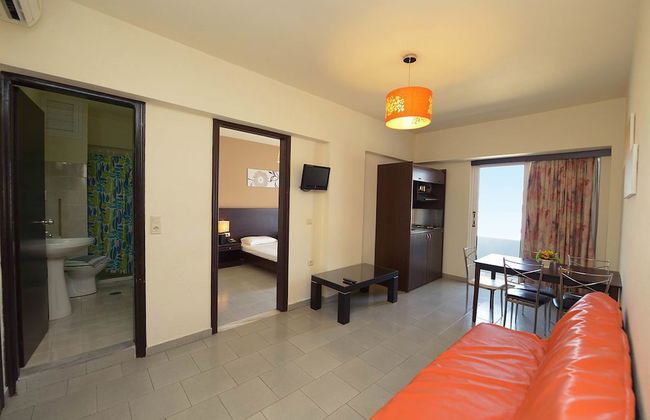 Ialysos City Hotel - Photo 37