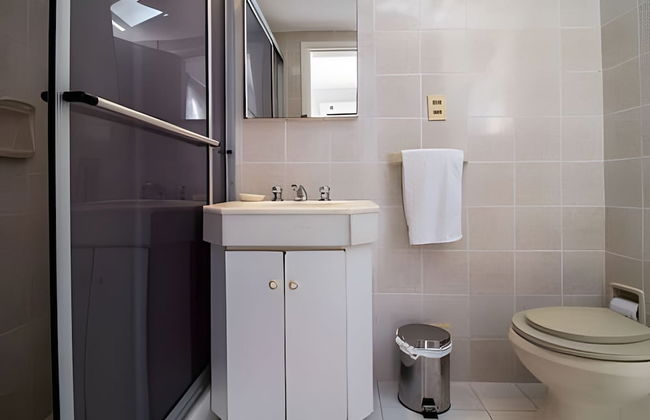 Oceana Suites Palm Beach - Photo 17