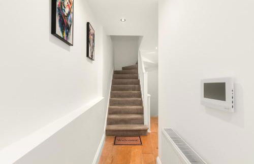 3-Bedroom House with 2 Living Rooms & Balcony near Brick Lane, London - Foto 15