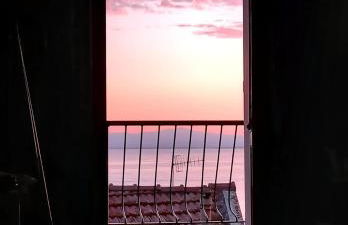 Bilocale in centro con vista mare - Foto 27