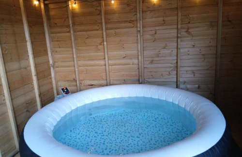 The Homestead Compact With private Lazy spa - Foto 4