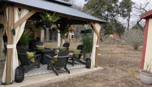 Quiet Home Near 6 flags, River walk, Seaworld and Medical Center - Foto 4, Garden