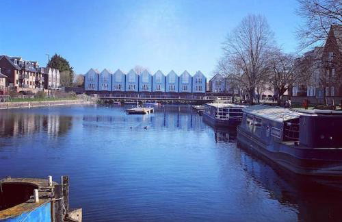 Canal view 2 bedrooms end of terrace - Foto 42