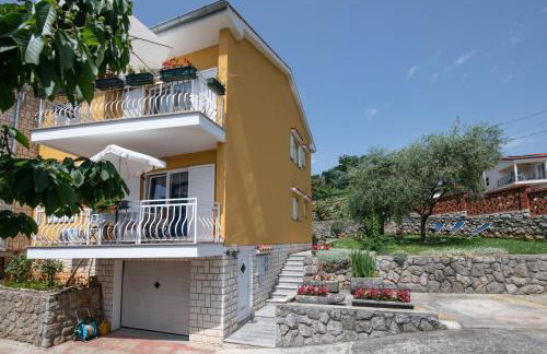 Ika Blue Studio - Photo 1