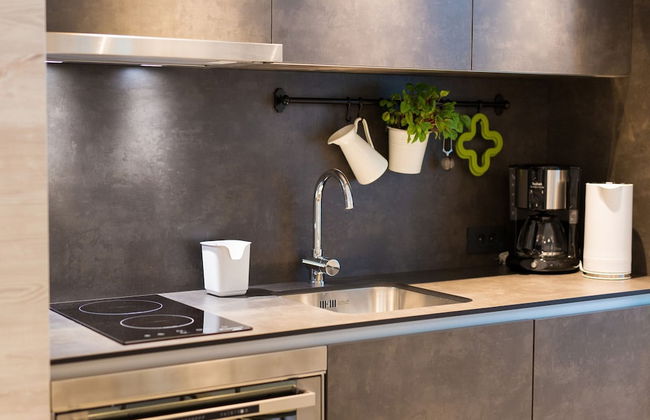 Vibrant and Elegant Downtown Krk Apartments - Photo 18