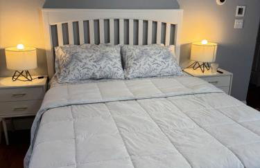 Cozy Room by Hofstra University - Photo 7