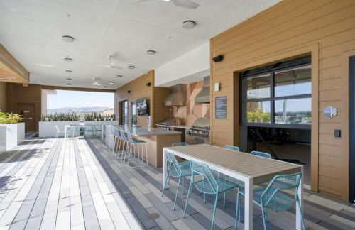 Blueground East Industrial pool nr Central Park SFO-2045 - Foto 37