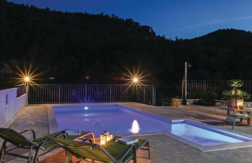 Holiday Home In Blato Na Cetini - Photo 18