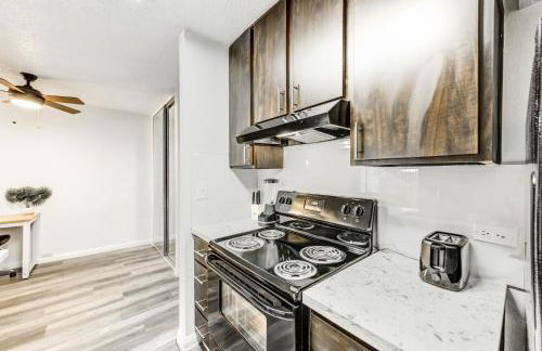 Bright & Stylish 1BR Free WiFi Free Parking - Foto 23