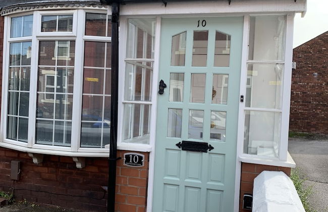 GuywoodHouse - Photo 15