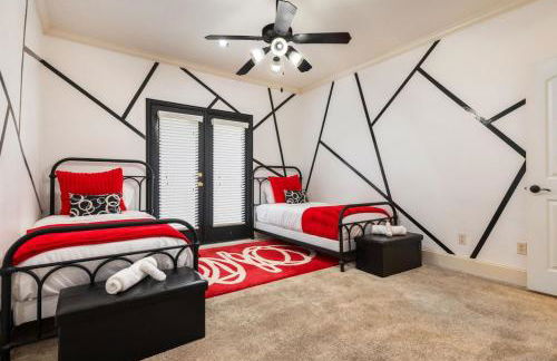 Modern Luxury Townhome in Uptown Galleria - Foto 23