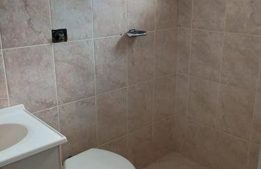 Casa Amarela Pé na Areia Itanhaém - Foto 14