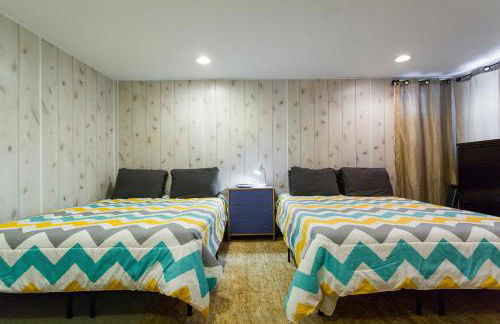 5 Bedroom Huge House in Best Location Parking Fireplace Back Yard - Foto 37