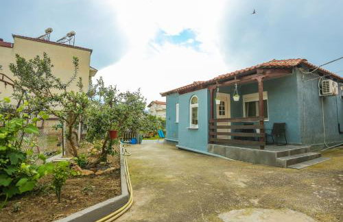 Goldtown House - Photo 52