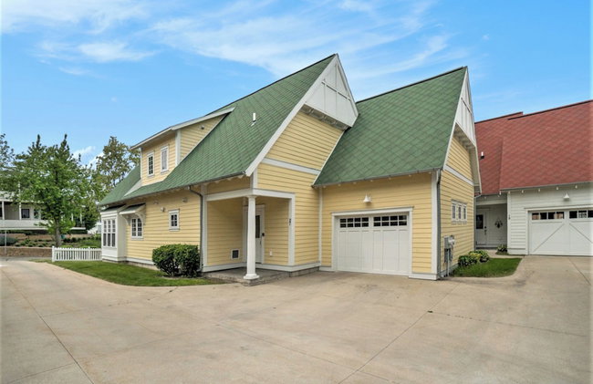 Lake Effect 3BR Home Steps to Everything 27 - Foto 85