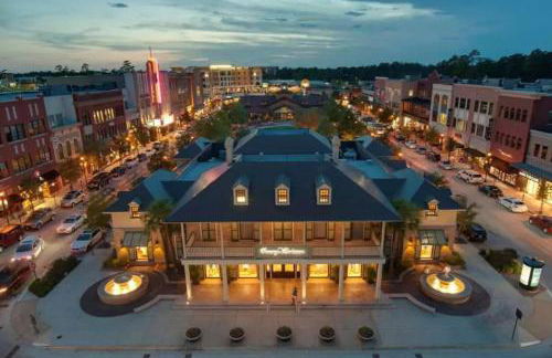 Apt 2 Bedrooms 2 Full Baths FREE Parking & FREE Laundry in Unit - Foto 41