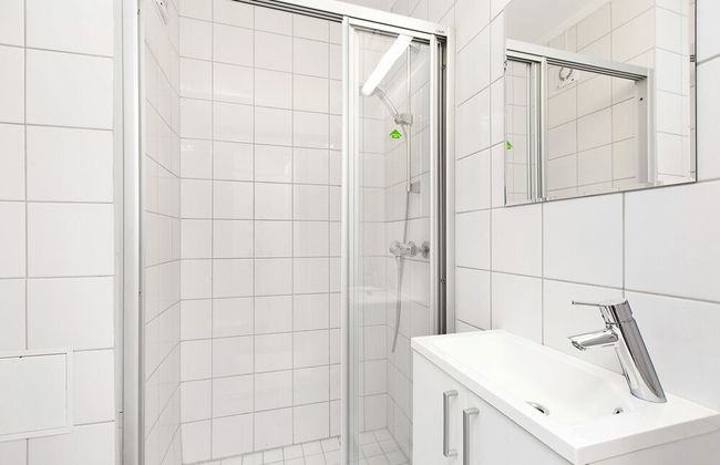 1 Bedroom Short walk to main street - Foto 11