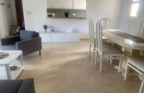 CYV Simple living near beach w pool in Fuengirola - Photo 11