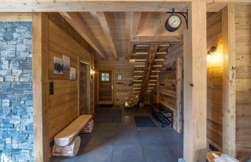 Chalet paisible 3 étoiles Sauna, Cheminée, Terrasse Sud, Vue montagne, Bois & Pierre authentique et confort moderne - Photo 18