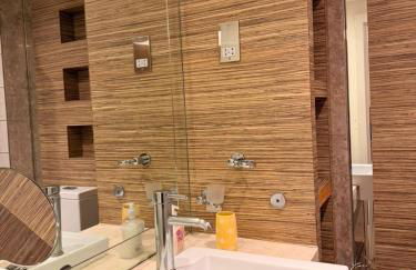 Limeharbour Ultra-Spacious City Living 2 Mins DLR - Foto 5