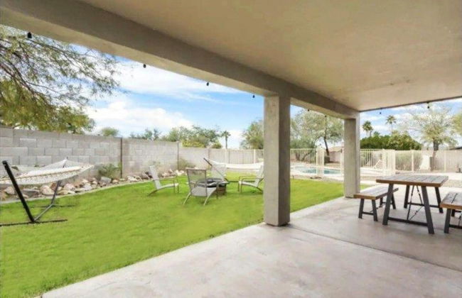 The Scott With Heated Pool by Homeslice Stays - Foto 8