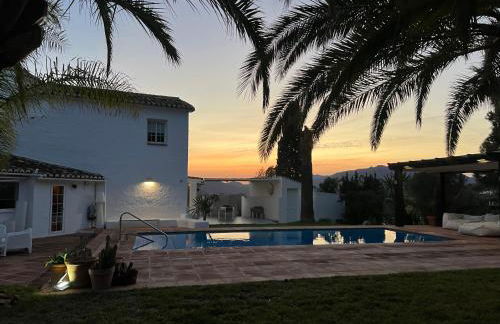 El Cortijo - Photo 25