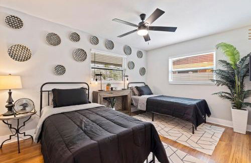 Luxury Rustic Retreat Entire Home in Pinellas Park - Foto 17