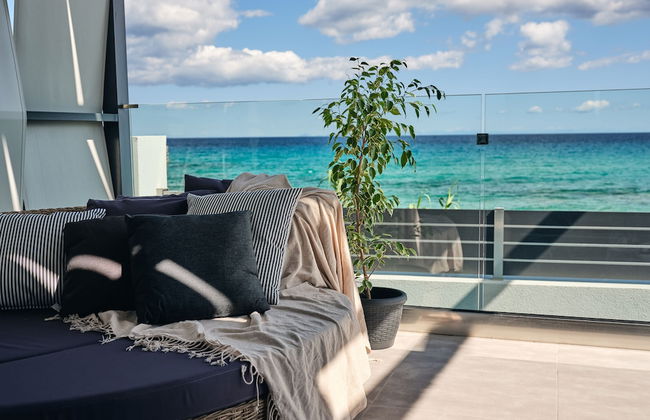 Blue View Villa - Photo 16