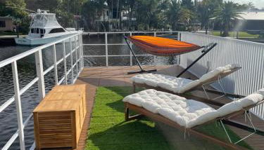 Unique Houseboat Modern and New - Foto 3, sunbed