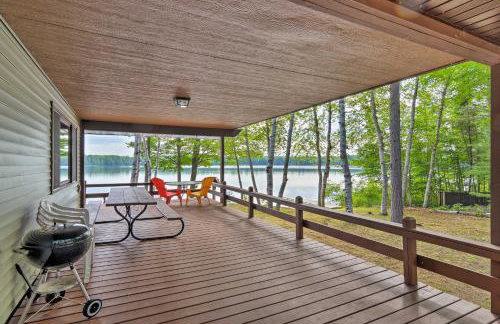 Lakefront Cabin with Private Dock and Beach! - Foto 22
