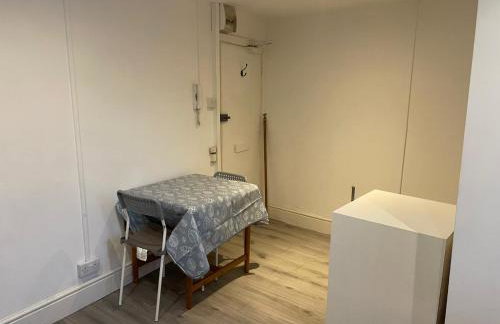 Stylish 1-Bed Flat in Trendy Montpelier, Bristol - Foto 5