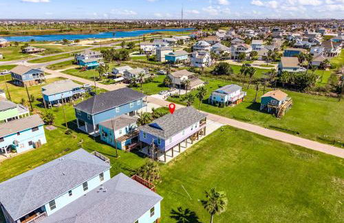 The Purple Pelican - Photo 34