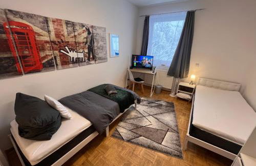Großes Apartment Aschaffenburg 4 Schlafzimmer bis zu 10 Personen Mainpark Apartment Mainaschaff - Foto 40
