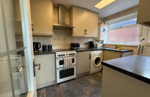 3-Bed Detached House Private Drive for Two Cars - Foto 30