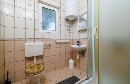 Apartments By the sea in Lopar - Photo 23