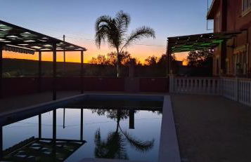 Villa Radiosa In Sicily with private fenced pool, Please read, leggete, HOST INFO for correct cost - Foto 3