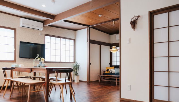 Coin salon dans le hall