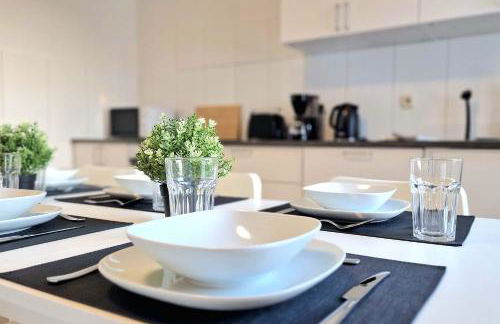 Modern 6-Bedroom Apartment with Rooftop Terrace, free Wi-Fi and Parking- MND01 - Foto 16