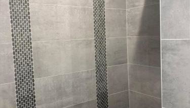 Custom Luxury Rambler in Highland Hills - Foto 5, Shower