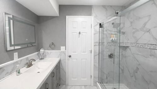 4-Bedroom ALL King Beds Near mall Family friendly - Foto 5